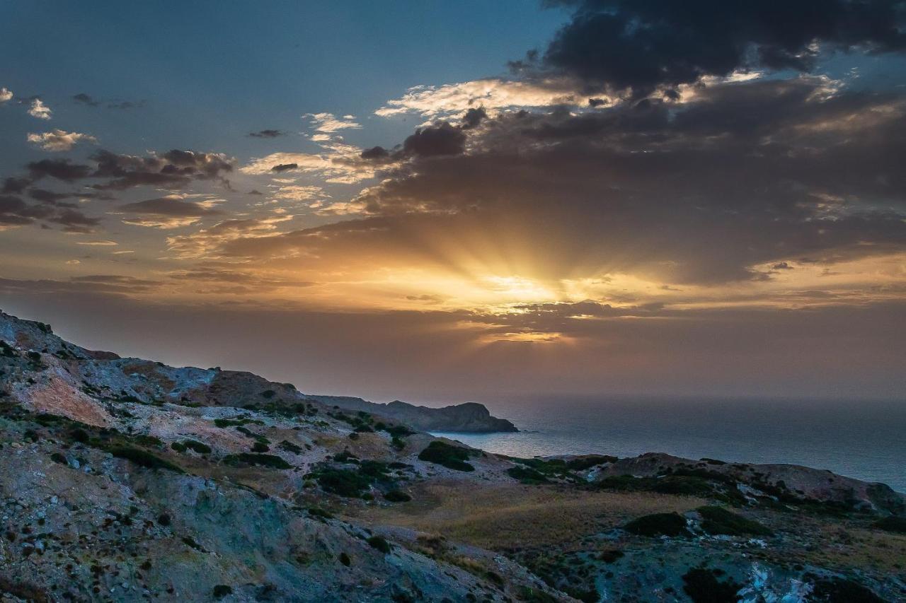 Psaravolada Hotel Milos Ajía Kiriakí-part Kültér fotó